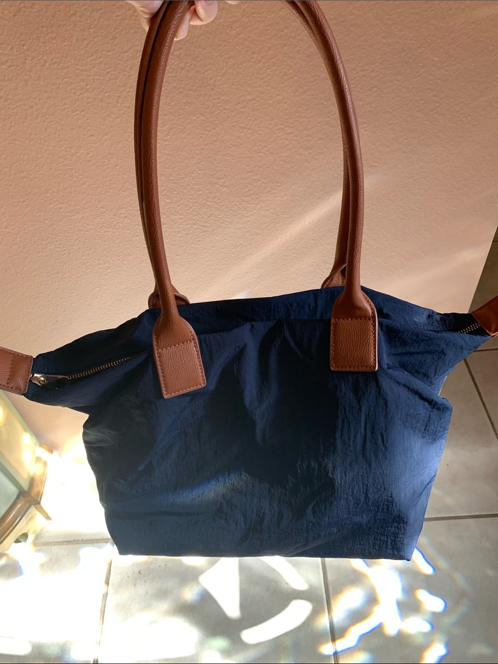 Universal Thread bag
